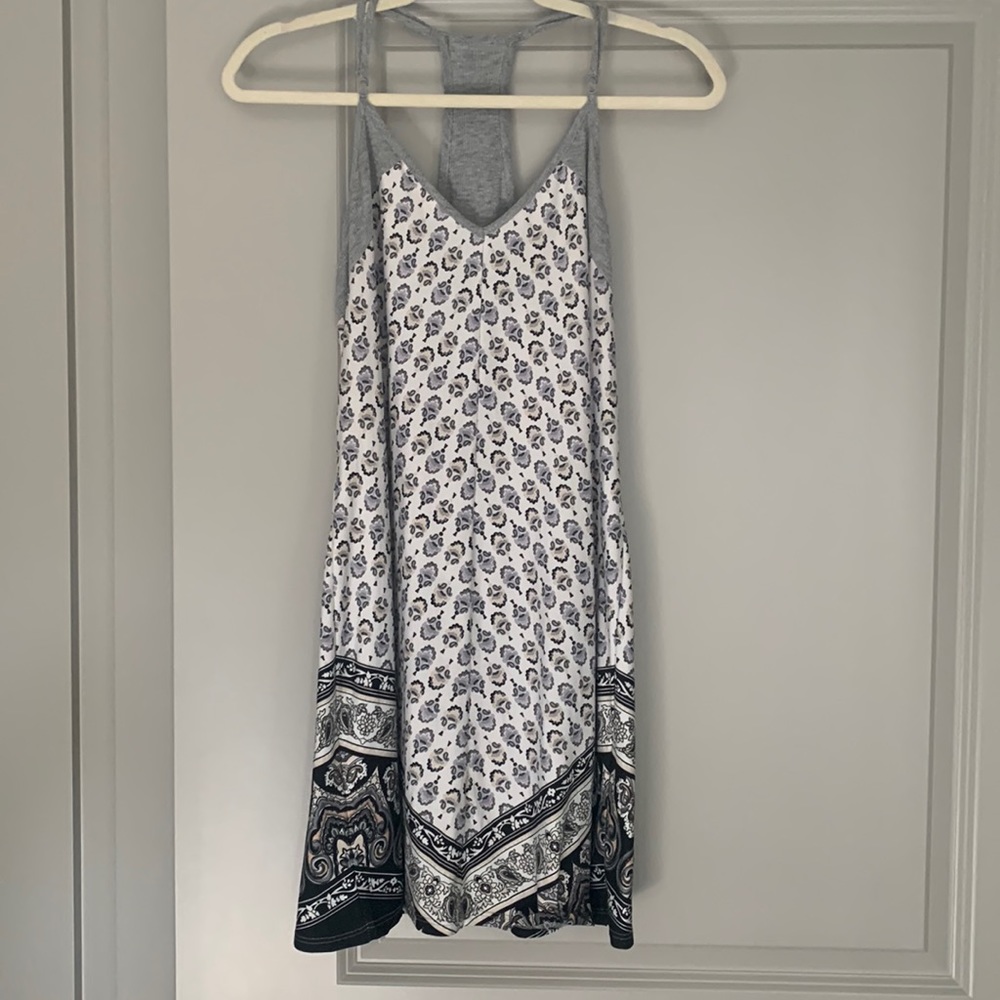 Night gown - size small